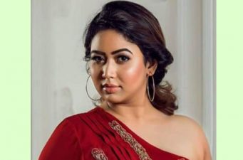 একবছর পর বিয়ের কথা প্রকাশ্যে