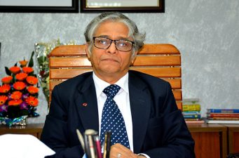 বিচার না পেলে অনশন করবেন ঢাবি উপাচার্য