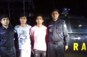 টেকনাফে ইয়াবাসহ আটক ২ রোহিঙ্গা যুবক