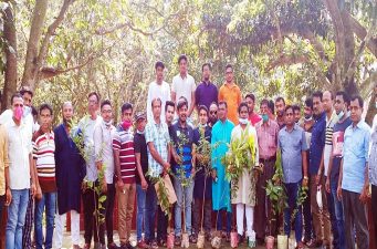 ইবি ছাত্রলীগের উদ্দ্যেগে প্রধানমন্ত্রীর জন্মদিন উদযাপন