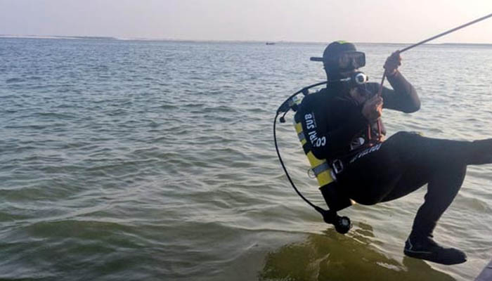 রাজশাহীতে দুই কোটি মানুষের জন্য মাত্র ৪ জন ডুবুরি!