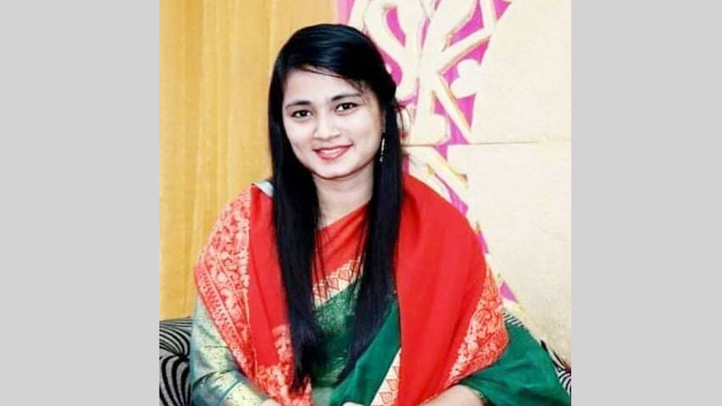 “ইবির মেধাবী ছাত্রী তিন্নির রহস্যজনক মৃত্যু”