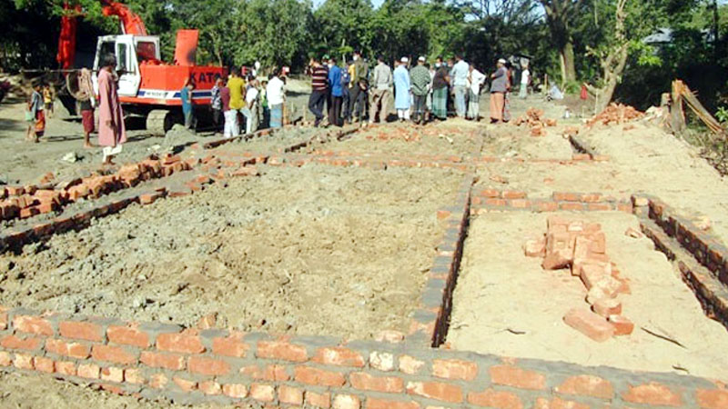 হবিগঞ্জের বানিয়াচংয়ে সরকারি প্রকল্প ভাংচুরের দায়ে গ্রেপ্তার তিন