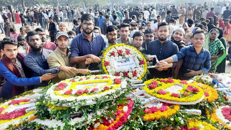 বুদ্ধিজীবী দিবসে জবি প্রেসক্লাবের শ্রদ্ধাঞ্জলি