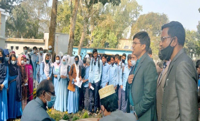 কাজিপুরে বালুমহাল বন্ধের আবেদনের পরিপ্রেক্ষিতে গণশুনানি অনুষ্ঠিত