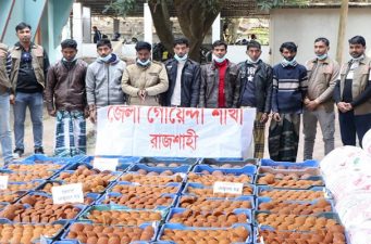 রাজশাহীতে ভেজাল খেজুর গুড় তৈরীর কারখানার সন্ধান, আটক ৭