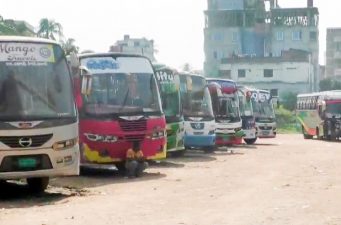 রাজশাহী-নাটোর থেকে ঢাকাগামী সব বাস চলাচল বন্ধ, বিপাকে যাত্রীরা