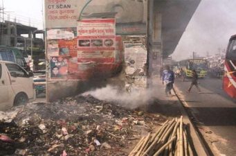 অগ্নি ঝুকিতে ভুলতা ফ্লাইওভার