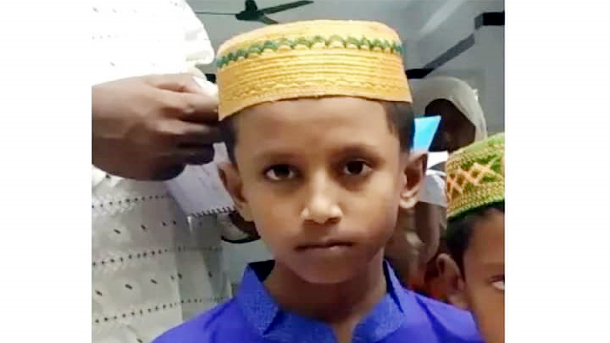 নড়াইলে অপহরণকারীদের দাবি করা টাকা না দেওয়ায় শিশু আরাফাতকে হত্যা!!