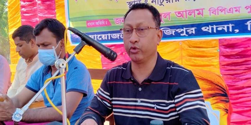 কাজিপুরে অনলাইনে পুলিশ সেবা সার্ভিসের উদ্বোধন ও বিট পুলিশিং কার্যক্রম পরিদর্শন করলেনঃ পুলিশ সুপার 