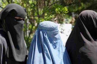 আফগান নারীদের ওপর কঠোর বিধিনিষেধ জারি,বৈঠকে জাতিসংঘ