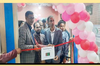 বিদেশে কর্মক্ষম শিক্ষার্থী পাঠানোয় গুরুত্ব দিতে হবে : ইসি গ্লোবালের অফিস উদ্বোধনে চেম্বার সভাপতি