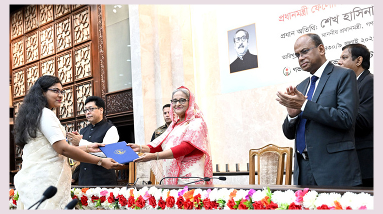দেশের উন্নয়ন জোরদারে নিজস্ব বুদ্ধিমত্তা প্রয়োগ করুন: প্রধানমন্ত্রী শেখ হাসিনা