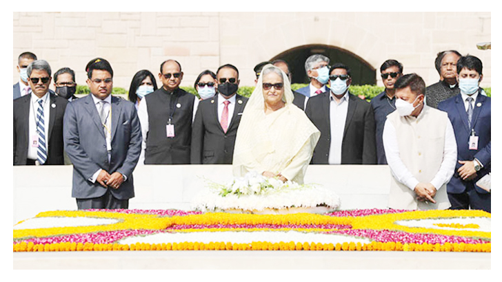 মহাত্মা গান্ধীর স্মৃতির প্রতি শ্রদ্ধা প্রধানমন্ত্রীর