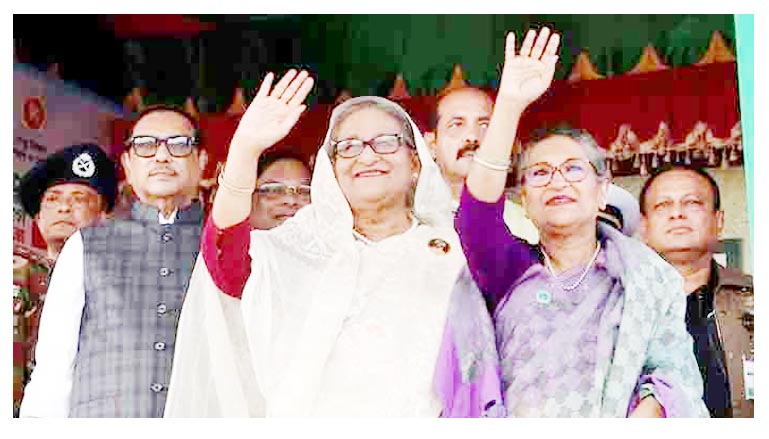 ভয় দেখিয়ে কোন লাভ নেই, আন্দোলন-নিষেধাজ্ঞা ফেলে এগিয়ে যাবে নৌকা : শেখ হাসিনা