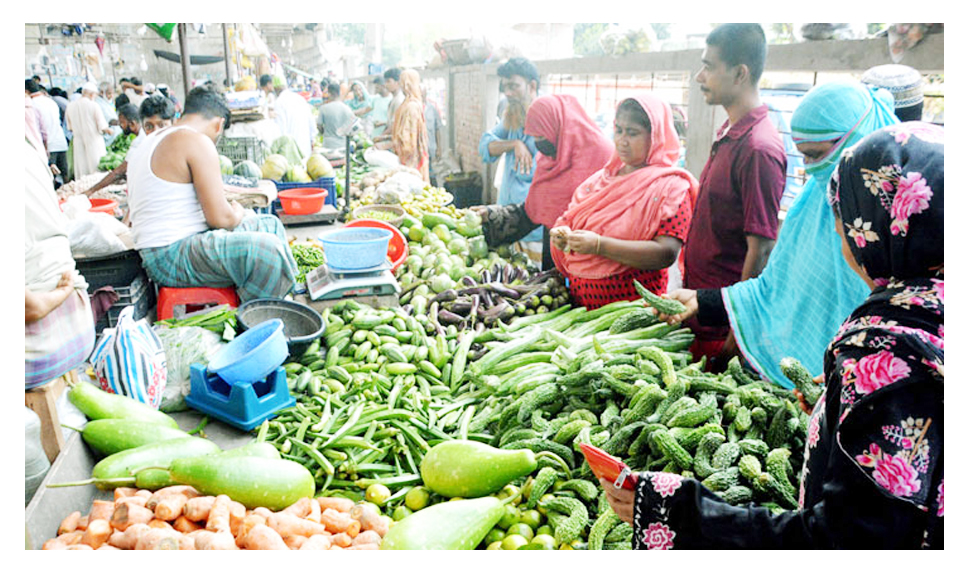 সংকট নেই, তবু দাম বাড়ছে ভোগ্যপণ্যের