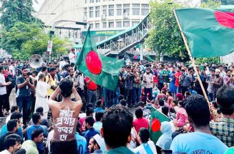 কোটা সংস্কারের দাবিতে বাংলা ব্লকেড আজ