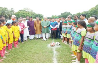 কাজিপুরে বঙ্গবন্ধু ও বঙ্গমাতা ফুটবল টুর্নামেন্টের চূড়ান্ত প্রতিযোগিতা অনুষ্ঠিত