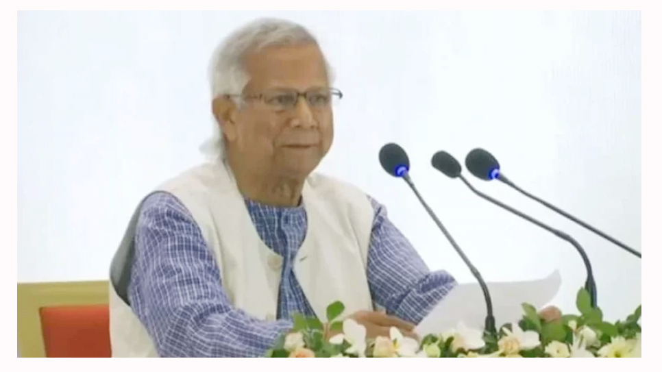 শেখ হাসিনার স্বৈরশাসন সব প্রতিষ্ঠানকে ধ্বংস করে দিয়েছে, কূটনীতিকদের ড. ইউনূস