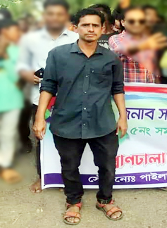 ফ্যাসীবাদীদের দূসর থেকে ছিনতাইকারীর গডফাদার