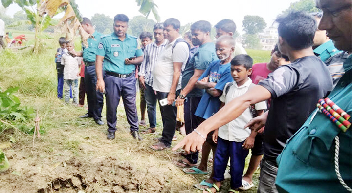 রাজশাহীতে অটোরিকশা ছিনতাইয়ের পর চালককে ছুরিকাঘাতে হত্যার পরে মাটি চাপা, আটক ৩