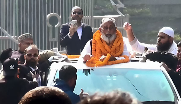 ১৭ বছর পর কারামুক্ত বিএনপি নেতা পিন্টু বিএনপির মহাসচিব সঙ্গে সাক্ষাৎ
