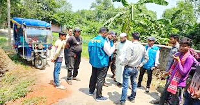 চৌদ্দগ্রামে এলজিইডির সড়ক নির্মাণে দুর্নীতি : মাঠপর্যায়ে দুদকের অভিযান