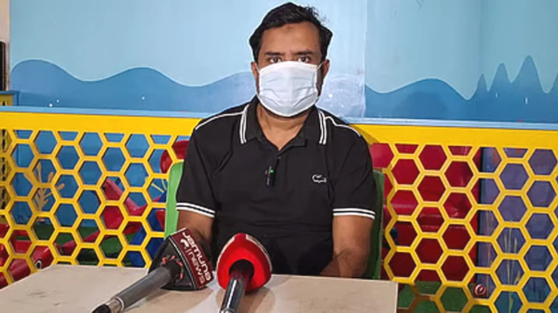 সাংবাদিকসহ ৪ ছাত্রের নামে মামলা করলেন রাবি শিক্ষক হেদায়েত উল্লাহ