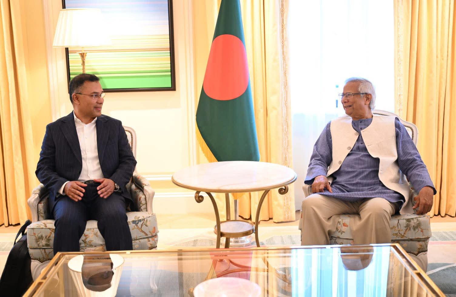 প্রধান উপদেষ্টা ও তারেক রহমানের বৈঠকে ৯২ ভাগ মানুষের ইতিবাচক মূল্যায়ন