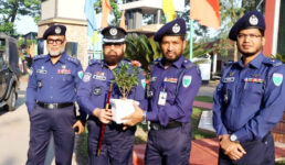 মৌলভীবাজার পুলিশ লাইন্স ও রিজার্ভ অফিস পরিদর্শনে সিলেট রেঞ্জের ডিআইজি