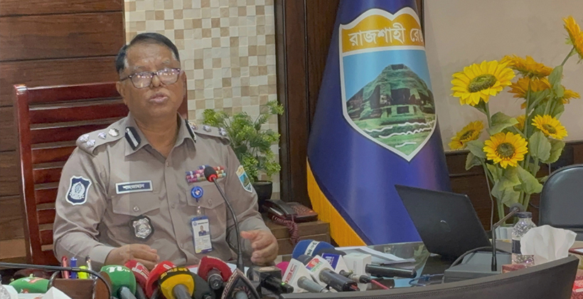 ৩য় ধাপের অভিযানে রাজশাহীতে বিপুল অস্ত্র-মাদক উদ্ধার, গ্রেপ্তার ৭২