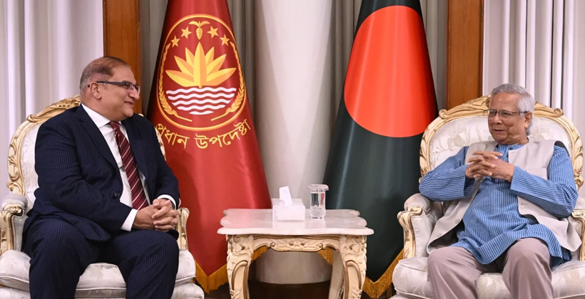 প্রধান উপদেষ্টার সঙ্গে পাকিস্তান হাইকমিশনারের সাক্ষাৎ