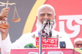 সবাইকে নিয়ে সুন্দর দেশ গড়তে চায়: ডা. শফিকুর রহমান