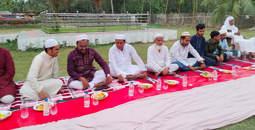 কাঁঠালিয়ার তালগাছিয়া দরবার শরীফে ইফতার মাহফিল অনুষ্ঠিত