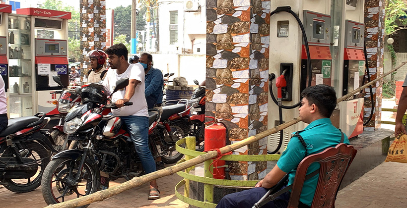 রাজশাহী জেলার সীমান্ত এলাকার পেট্রোল পাম্পে নজরদারি বৃদ্ধি