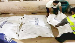 কুড়িগ্রামের নাগেশ্বরীতে ট্রাক ও মাইক্রোবাসের মুখোমুখি সংঘর্ষে এক শিশুসহ ৩ জনের মর্মান্তিক মৃত্যু হয়েছে। এ ঘটনায় অন্তত ১১ জন আহত হয়েছেন যাদের মধ্যে কয়েকজনের অবস্থা খুবই গুরুতর।