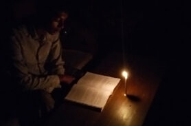 ঝালকাঠিতে বেড়েছে লোডশেডিং, ভোগান্তিতে পরীক্ষার্থী, ব্যবসায়ী ও সাধারণ মানুষ