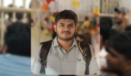 ইবিতে ছাত্রদল কর্মীর হাতে ব্যানার ছেঁড়ার সূচনা, খালেদা জিয়ার ছবি অবমাননার অভিযোগ