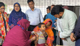 শিশুদের হাম-রুবেলা প্রতিরোধে রাসিকের ৪৩৮ কেন্দ্রে টিকাদান ক্যাম্পেইন শুরু