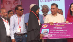 দেশের মানুষের ভাগ্য বদলাতে চাই: প্রধানমন্ত্রী