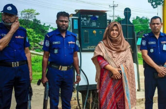 ফেনীতে নিয়ম বহির্ভূতভাবে সিলিন্ডার গ্যাস বিক্রির অভিযোগে ভ্রাম্যমাণ আদালতের জরিমানা