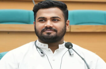 পরীক্ষায় অসদুপায় অবলম্বনের দায়ে ডাকসুর হল সংসদ নেতা এক্সপেলড