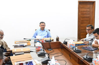 বিনিয়োগকারীদের আকৃষ্ট করতে