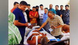 কেন্দ্রীয় যুবদল নেতা আসাদুল আলম টিটু’র অসুস্থ পিতা’র পাশে ড্যাব নেতৃবৃন্দ