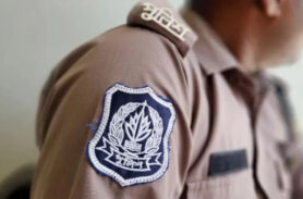 পুলিশের ১৬ ডিআইজিকে বাধ্যতামূলক অবসর