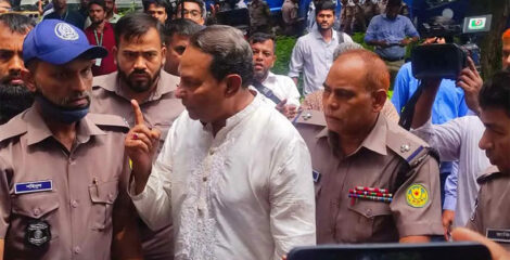 পুলিশকে আচরণ ও ভদ্রতা নিয়ে ইনুর কড়া বার্তা