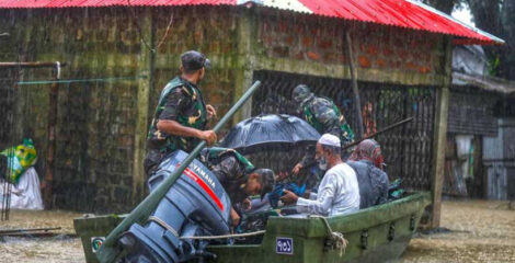 চট্টগ্রামে বন্যা পরিস্থিতি মোকাবিলায় সেনা মোতায়েন