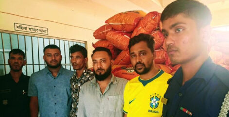 ভারতীয় চোরাচালান সিন্ডিকেটের নেপথ্যে কে এই কামরুল?