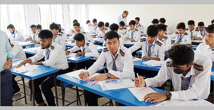 প্রথম দিনের এইচএসসি ও সমমানের পরীক্ষা শান্তিপূর্ণভাবে সম্পন্ন