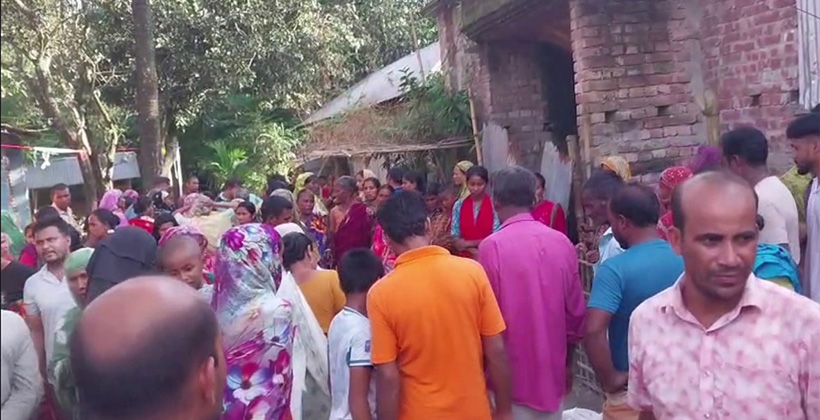 রংপুরে বেপরোয়া ট্রাকের নিচে পিষ্ট বাবা-ছেলে, নাতি মৃত্যুর মুখে